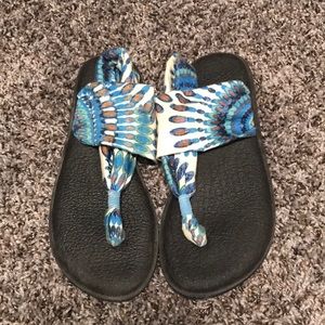 Sanuk sandals